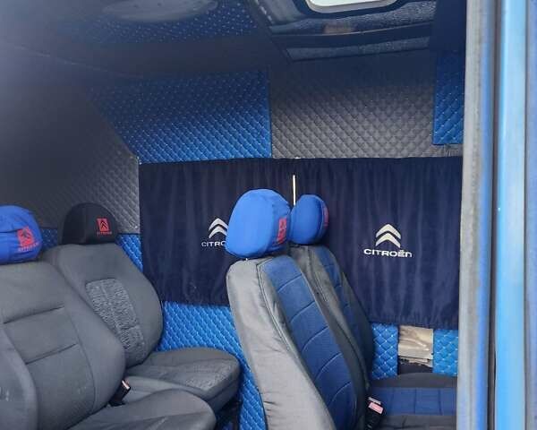 Синий Ситроен Jumper, объемом двигателя 2.4 л и пробегом 256 тыс. км за 3900 $, фото 3 на Automoto.ua