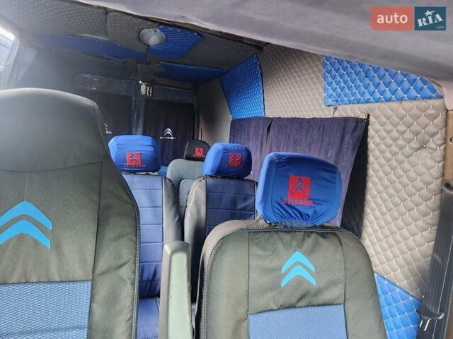 Синий Ситроен Jumper, объемом двигателя 2.4 л и пробегом 256 тыс. км за 3900 $, фото 7 на Automoto.ua