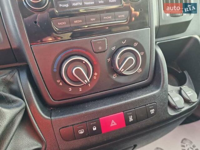 Синий Ситроен Jumper, объемом двигателя 2.2 л и пробегом 198 тыс. км за 16300 $, фото 31 на Automoto.ua