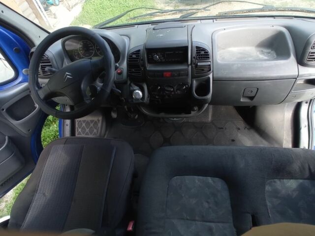 Синий Ситроен Jumper, объемом двигателя 2 л и пробегом 400 тыс. км за 3600 $, фото 10 на Automoto.ua