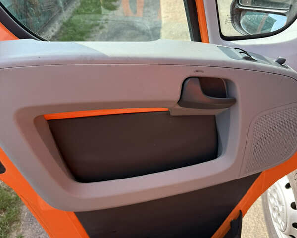 Помаранчевий Сітроен Jumper, об'ємом двигуна 2.2 л та пробігом 220 тис. км за 11000 $, фото 30 на Automoto.ua