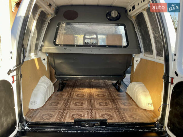 Белый Ситроен Jumpy, объемом двигателя 2 л и пробегом 255 тыс. км за 3150 $, фото 30 на Automoto.ua