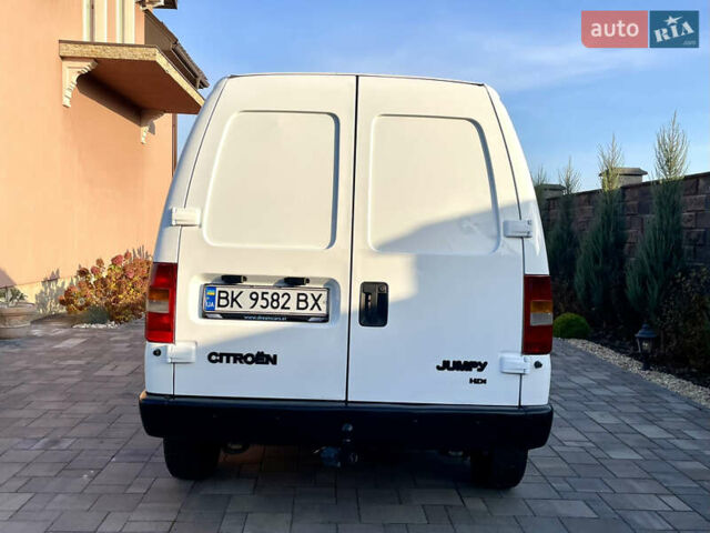 Белый Ситроен Jumpy, объемом двигателя 2 л и пробегом 255 тыс. км за 3150 $, фото 8 на Automoto.ua