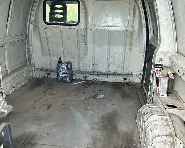 Белый Ситроен Jumpy, объемом двигателя 1.9 л и пробегом 400 тыс. км за 1600 $, фото 4 на Automoto.ua
