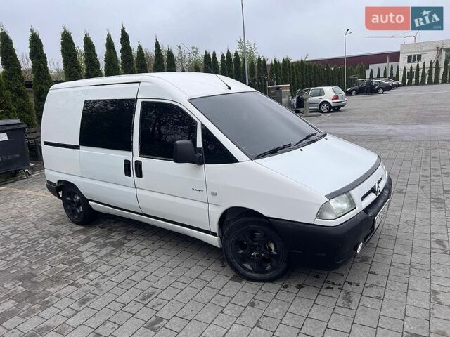 Белый Ситроен Jumpy, объемом двигателя 1.87 л и пробегом 380 тыс. км за 3499 $, фото 2 на Automoto.ua