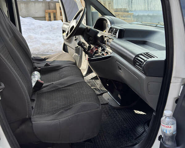 Білий Сітроен Jumpy, об'ємом двигуна 2 л та пробігом 380 тис. км за 2650 $, фото 14 на Automoto.ua