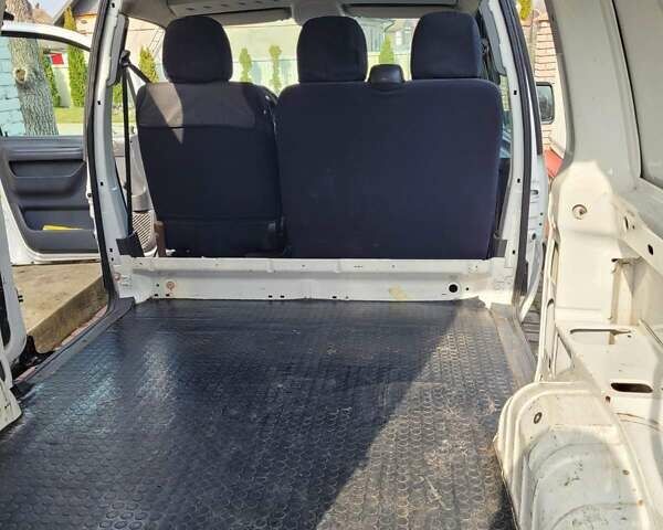 Сітроен Jumpy 2006 у Хмельницькому на Automoto.ua Білий Сітроен Jumpy, об'ємом двигуна 1.9 л та пробігом 275 тис. км за 3777 $, фото 1 на Automoto.ua