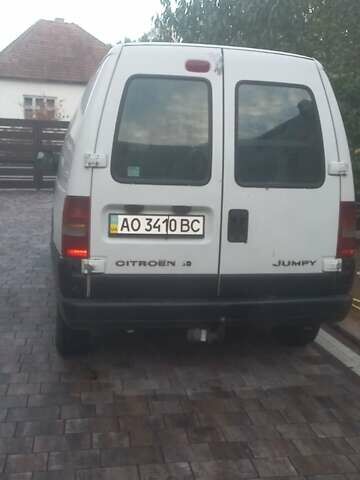 Сітроен Jumpy 2006 у Іршава на Automoto.ua Білий Сітроен Jumpy, об'ємом двигуна 1.87 л та пробігом 227 тис. км за 3200 $, фото 1 на Automoto.ua