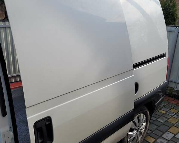 Сітроен Jumpy 2006 у Хмельницькому на Automoto.ua Білий Сітроен Jumpy, об'ємом двигуна 1.9 л та пробігом 275 тис. км за 3777 $, фото 5 на Automoto.ua