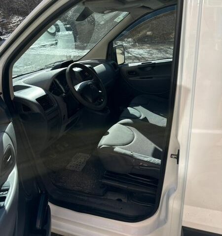 Білий Сітроен Jumpy, об'ємом двигуна 1.56 л та пробігом 393 тис. км за 5500 $, фото 11 на Automoto.ua