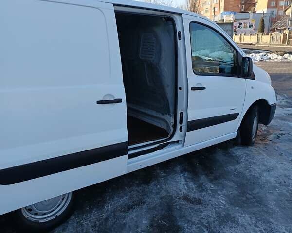 Белый Ситроен Jumpy, объемом двигателя 1.56 л и пробегом 352 тыс. км за 4650 $, фото 12 на Automoto.ua