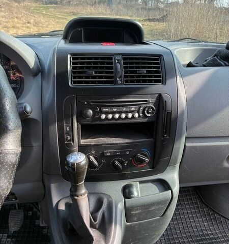 Білий Сітроен Jumpy, об'ємом двигуна 1.6 л та пробігом 330 тис. км за 6000 $, фото 11 на Automoto.ua