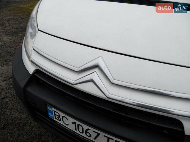 Белый Ситроен Jumpy, объемом двигателя 1.56 л и пробегом 308 тыс. км за 6250 $, фото 3 на Automoto.ua