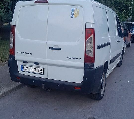 Белый Ситроен Jumpy, объемом двигателя 1.56 л и пробегом 313 тыс. км за 5550 $, фото 4 на Automoto.ua