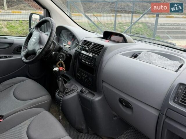 Белый Ситроен Jumpy, объемом двигателя 1.56 л и пробегом 300 тыс. км за 7100 $, фото 4 на Automoto.ua