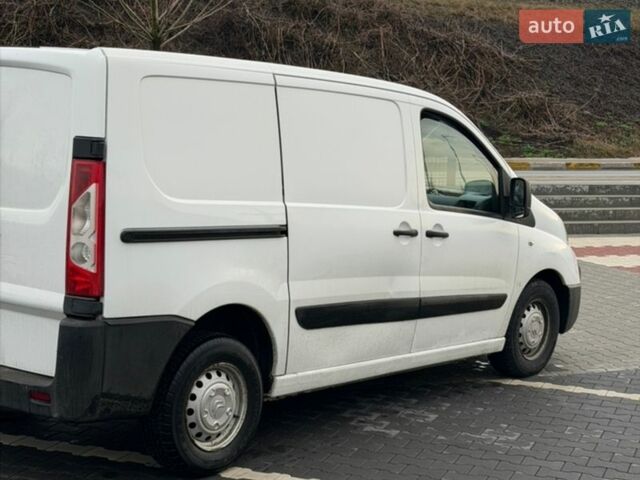 Белый Ситроен Jumpy, объемом двигателя 1.56 л и пробегом 300 тыс. км за 7100 $, фото 3 на Automoto.ua