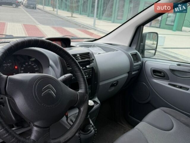 Белый Ситроен Jumpy, объемом двигателя 1.56 л и пробегом 300 тыс. км за 7100 $, фото 7 на Automoto.ua