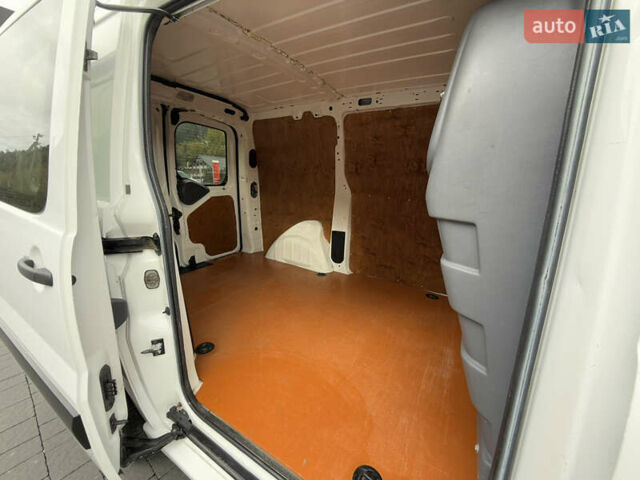 Білий Сітроен Jumpy, об'ємом двигуна 1.6 л та пробігом 300 тис. км за 8300 $, фото 66 на Automoto.ua