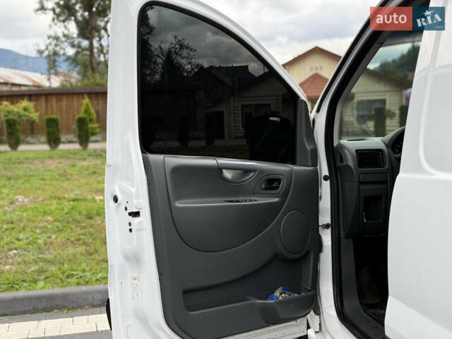 Білий Сітроен Jumpy, об'ємом двигуна 1.6 л та пробігом 300 тис. км за 8300 $, фото 41 на Automoto.ua