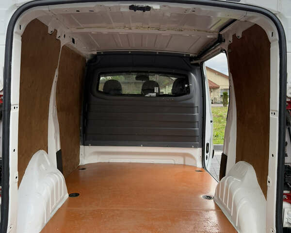 Білий Сітроен Jumpy, об'ємом двигуна 1.6 л та пробігом 300 тис. км за 8300 $, фото 70 на Automoto.ua