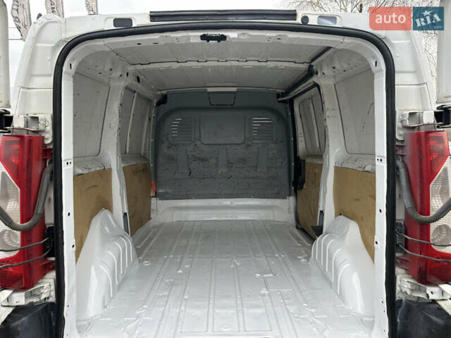 Белый Ситроен Jumpy, объемом двигателя 1.56 л и пробегом 270 тыс. км за 7900 $, фото 15 на Automoto.ua