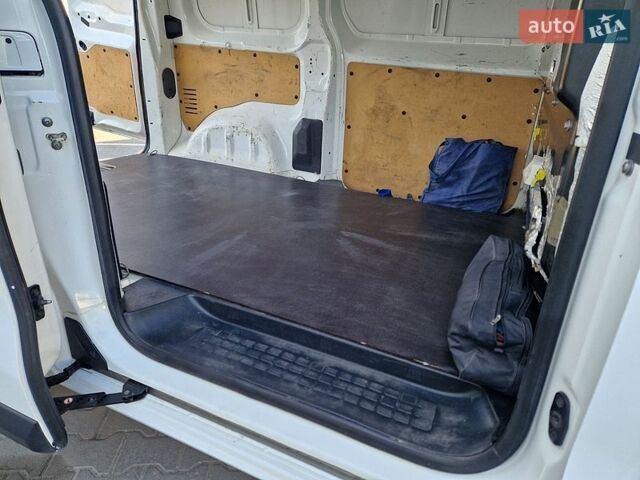 Белый Ситроен Jumpy, объемом двигателя 1.6 л и пробегом 179 тыс. км за 14200 $, фото 41 на Automoto.ua