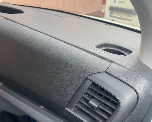 Белый Ситроен Jumpy, объемом двигателя 1.56 л и пробегом 73 тыс. км за 18000 $, фото 16 на Automoto.ua