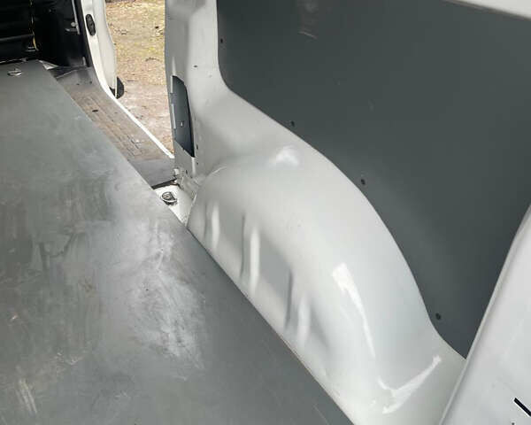 Белый Ситроен Jumpy, объемом двигателя 1.56 л и пробегом 73 тыс. км за 18000 $, фото 25 на Automoto.ua