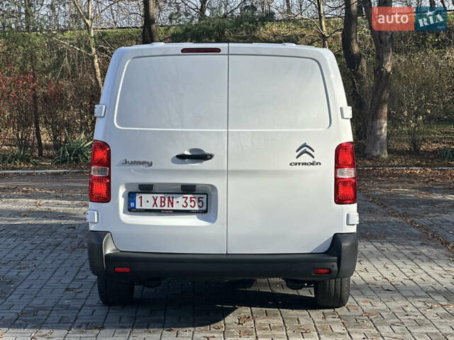 Белый Ситроен Jumpy, объемом двигателя 2 л и пробегом 170 тыс. км за 17300 $, фото 11 на Automoto.ua