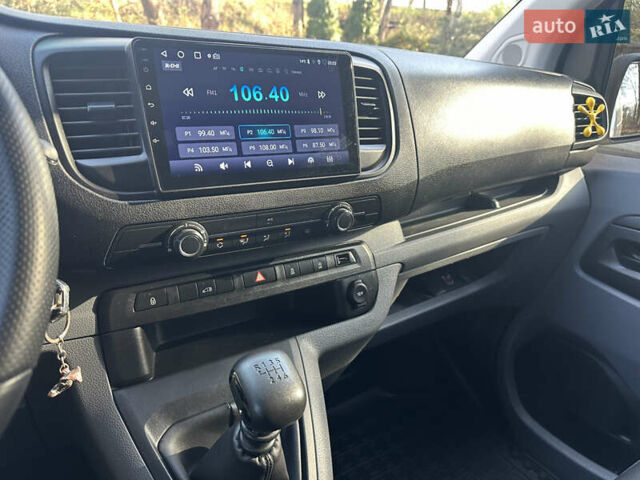 Белый Ситроен Jumpy, объемом двигателя 2 л и пробегом 170 тыс. км за 17300 $, фото 21 на Automoto.ua