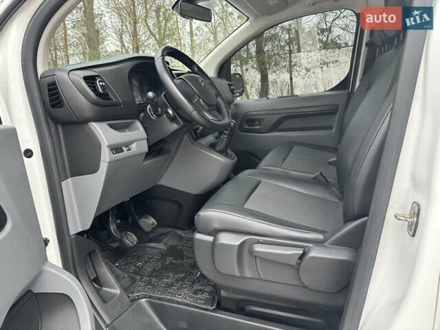 Белый Ситроен Jumpy, объемом двигателя 2 л и пробегом 171 тыс. км за 16900 $, фото 30 на Automoto.ua