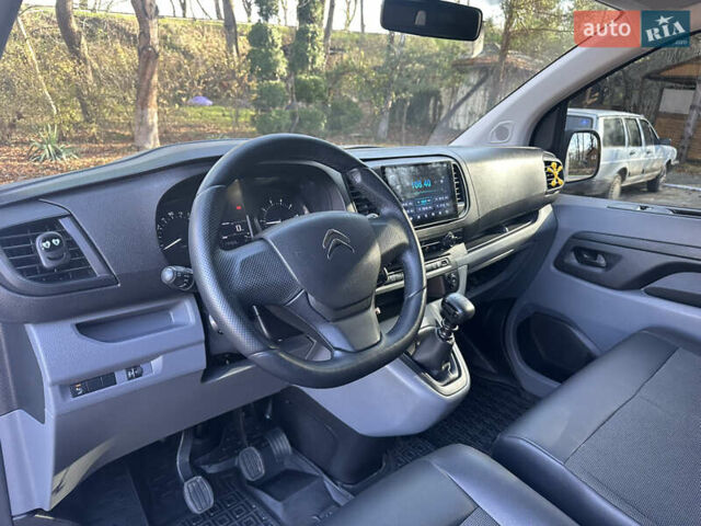 Белый Ситроен Jumpy, объемом двигателя 2 л и пробегом 170 тыс. км за 17300 $, фото 20 на Automoto.ua