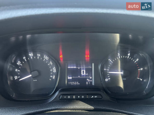 Білий Сітроен Jumpy, об'ємом двигуна 2 л та пробігом 170 тис. км за 17300 $, фото 13 на Automoto.ua