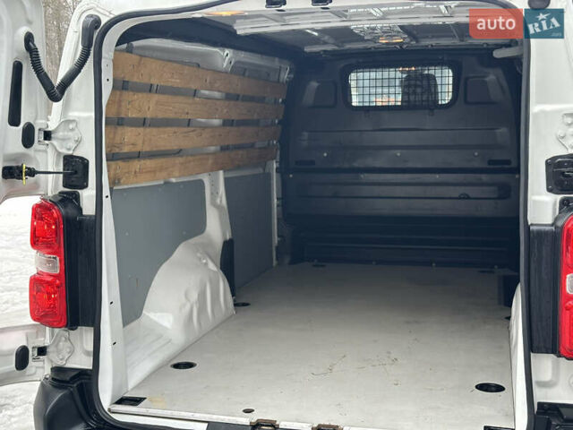 Белый Ситроен Jumpy, объемом двигателя 2 л и пробегом 171 тыс. км за 16900 $, фото 38 на Automoto.ua