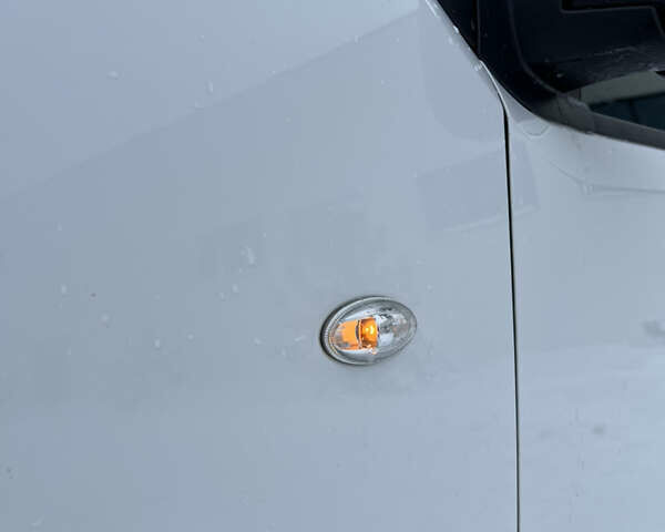 Белый Ситроен Jumpy, объемом двигателя 0 л и пробегом 38 тыс. км за 20400 $, фото 6 на Automoto.ua