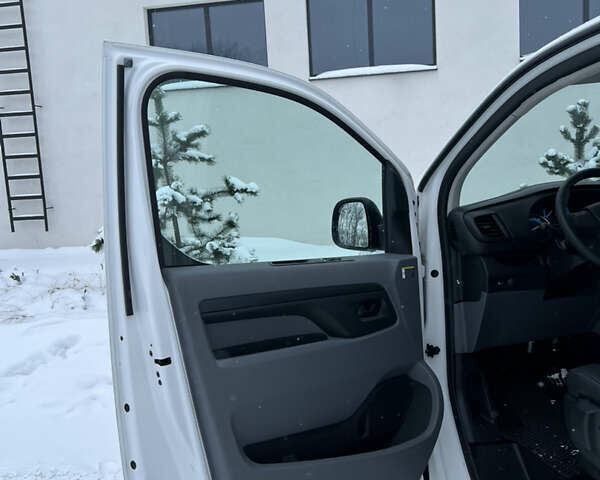 Белый Ситроен Jumpy, объемом двигателя 0 л и пробегом 38 тыс. км за 20400 $, фото 18 на Automoto.ua