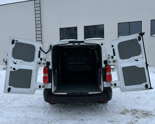 Белый Ситроен Jumpy, объемом двигателя 0 л и пробегом 38 тыс. км за 20400 $, фото 42 на Automoto.ua