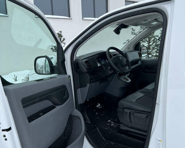 Белый Ситроен Jumpy, объемом двигателя 0 л и пробегом 38 тыс. км за 20400 $, фото 17 на Automoto.ua