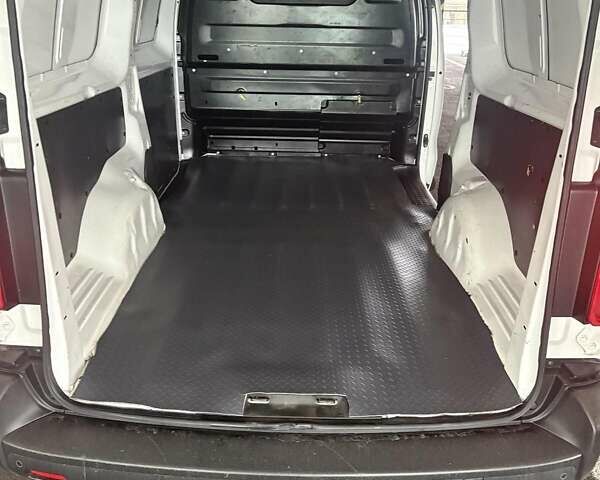 Білий Сітроен Jumpy, об'ємом двигуна 2 л та пробігом 100 тис. км за 21200 $, фото 4 на Automoto.ua