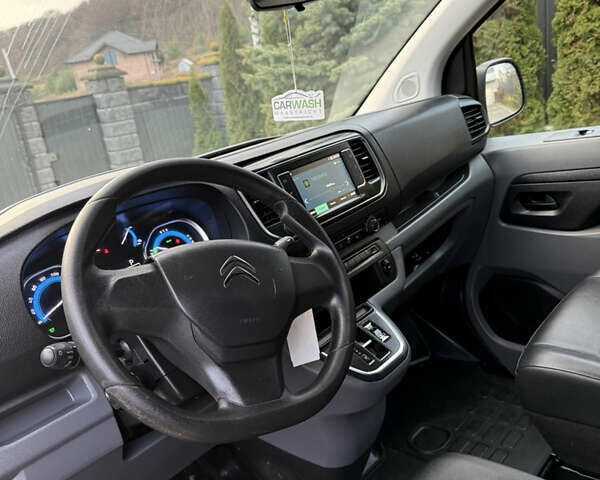 Белый Ситроен Jumpy, объемом двигателя 0 л и пробегом 61 тыс. км за 19500 $, фото 40 на Automoto.ua