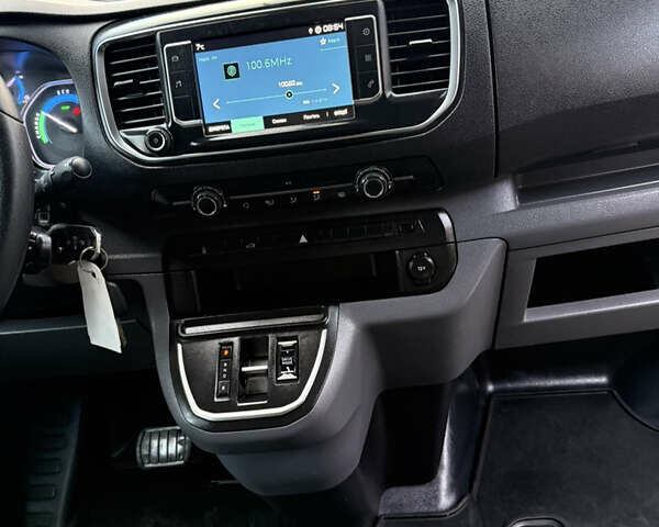 Белый Ситроен Jumpy, объемом двигателя 0 л и пробегом 61 тыс. км за 18400 $, фото 20 на Automoto.ua