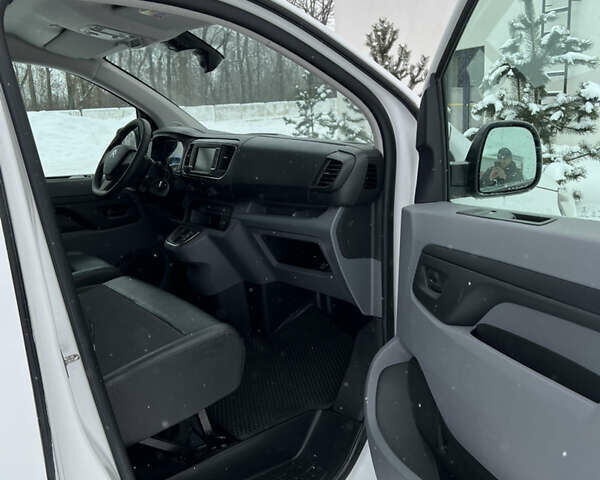 Белый Ситроен Jumpy, объемом двигателя 0 л и пробегом 38 тыс. км за 20400 $, фото 19 на Automoto.ua