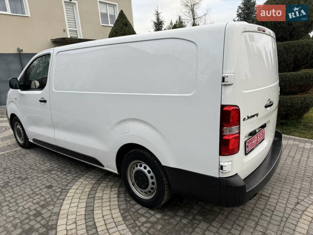Белый Ситроен Jumpy, объемом двигателя 0 л и пробегом 61 тыс. км за 18400 $, фото 15 на Automoto.ua