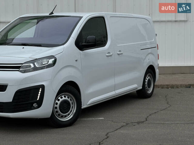 Білий Сітроен Jumpy, об'ємом двигуна 2 л та пробігом 205 тис. км за 17500 $, фото 2 на Automoto.ua