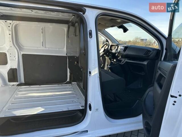 Белый Ситроен Jumpy, объемом двигателя 2 л и пробегом 38 тыс. км за 20999 $, фото 8 на Automoto.ua