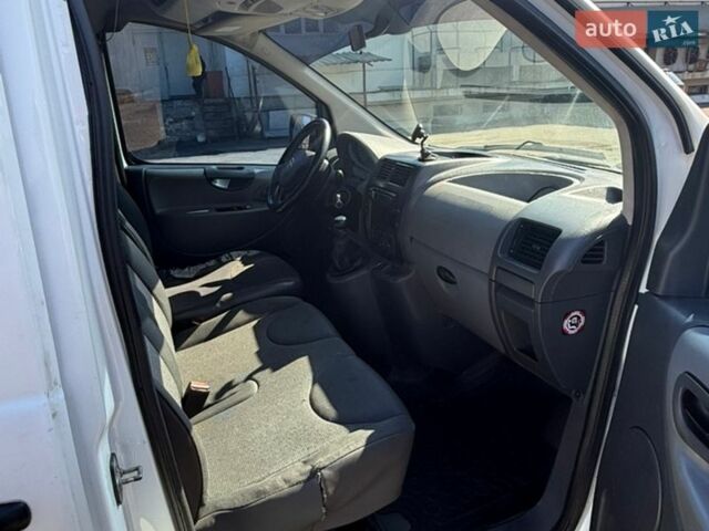Белый Ситроен Jumpy, объемом двигателя 2 л и пробегом 510 тыс. км за 5000 $, фото 3 на Automoto.ua