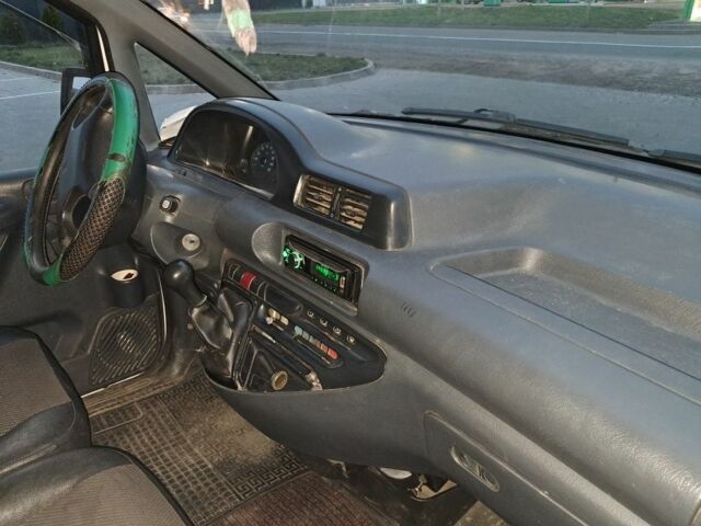 Белый Ситроен Jumpy, объемом двигателя 1.9 л и пробегом 360 тыс. км за 3000 $, фото 1 на Automoto.ua