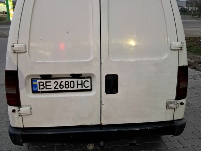 Белый Ситроен Jumpy, объемом двигателя 1.9 л и пробегом 360 тыс. км за 3000 $, фото 3 на Automoto.ua