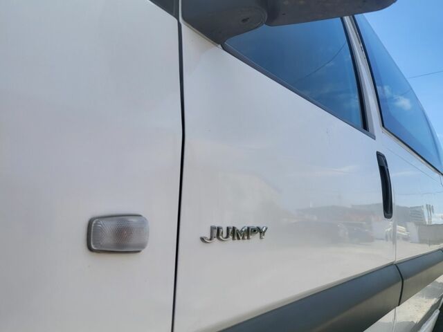 Белый Ситроен Jumpy, объемом двигателя 2 л и пробегом 340 тыс. км за 3750 $, фото 15 на Automoto.ua