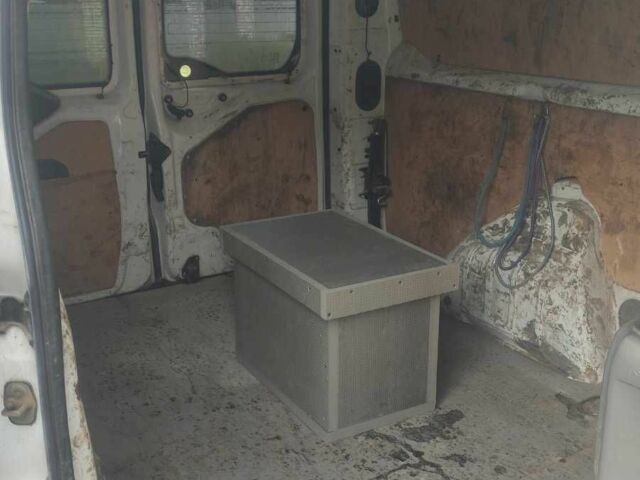 Белый Ситроен Jumpy, объемом двигателя 2 л и пробегом 240 тыс. км за 6500 $, фото 5 на Automoto.ua